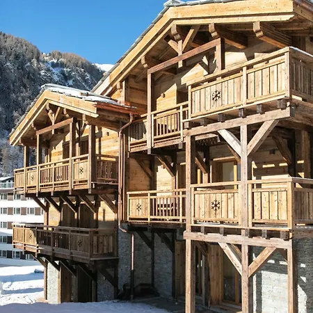 Polaris 1 004 Luxe & Lift 6 Pers Zinal